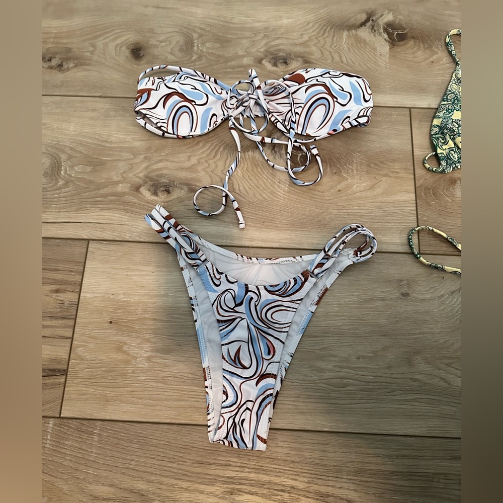 Women’s bikini